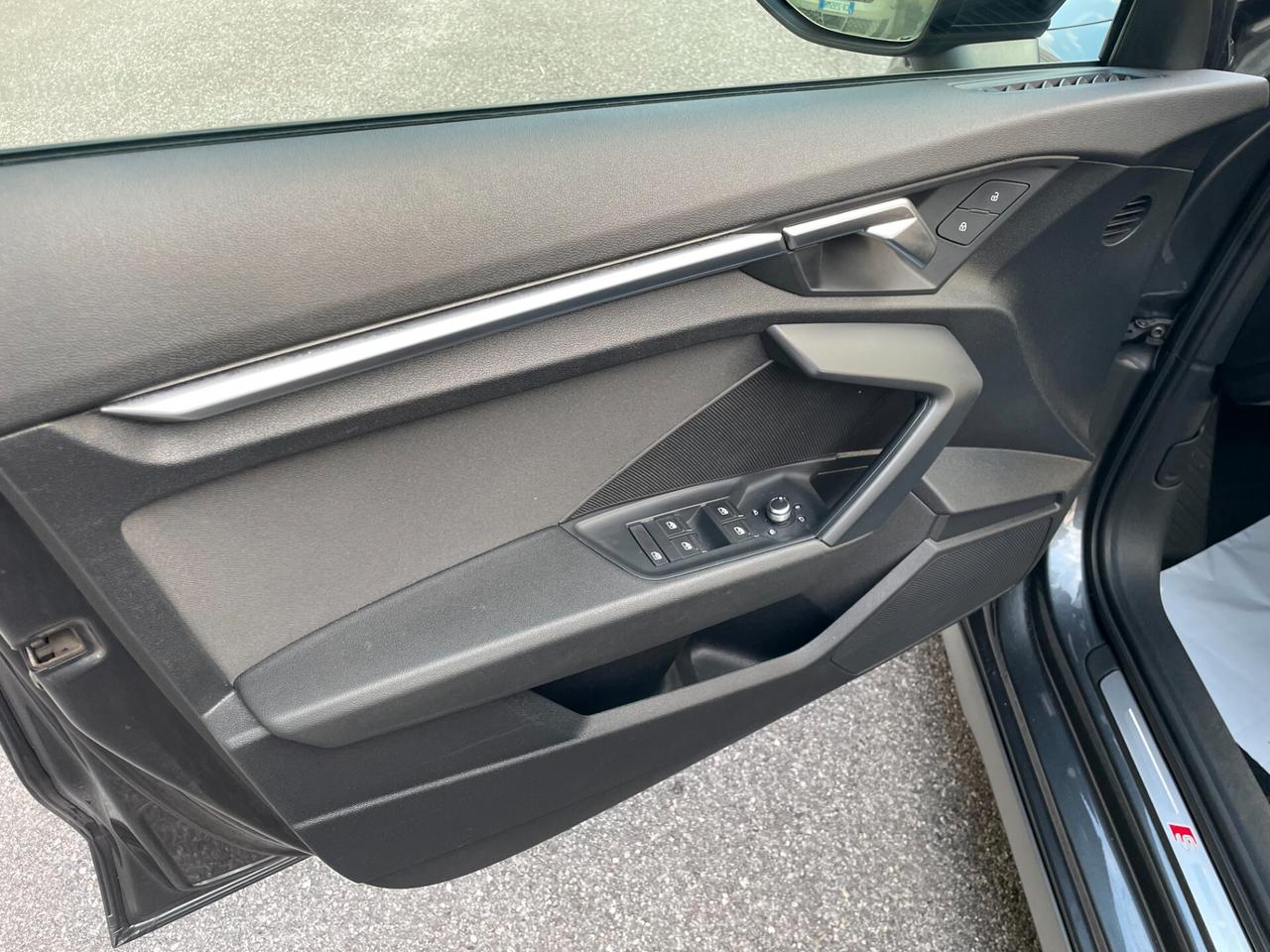 Audi A3 SPB 35 2.0TDI 150cv Stronic Sline