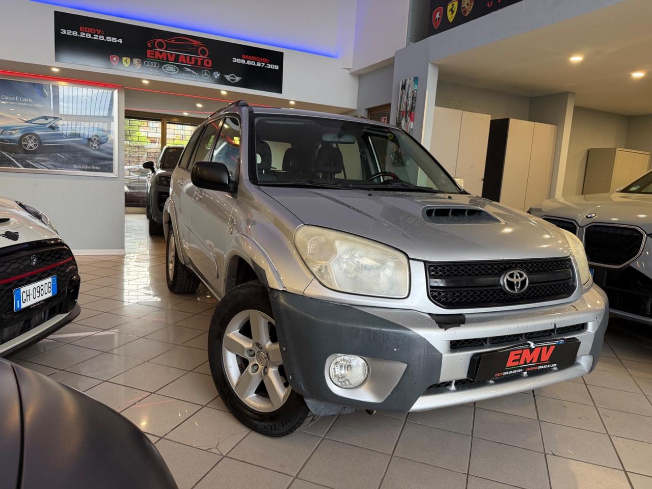 Toyota RAV4 2.0 Tdi D-4D cat 5 porte Sol