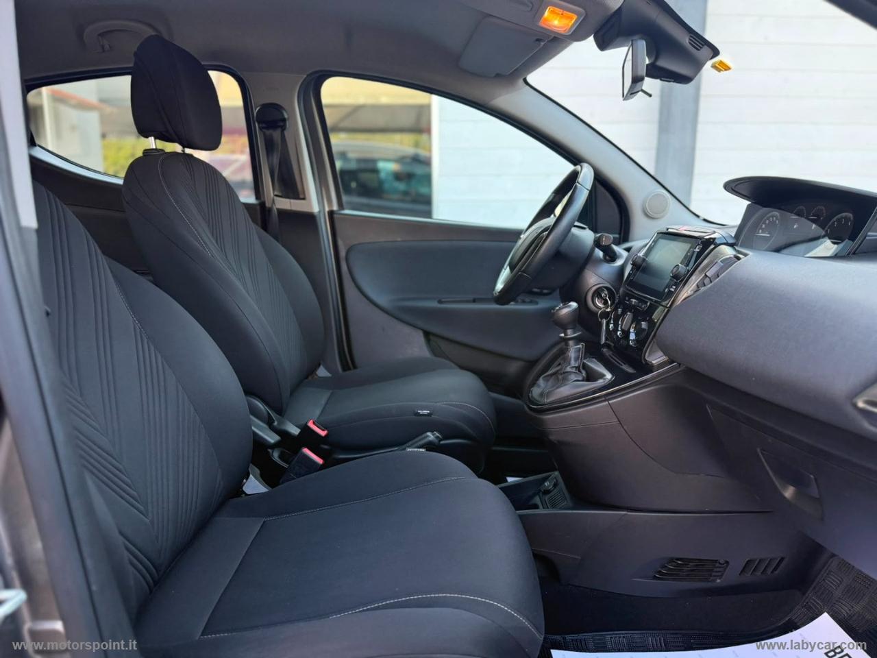 LANCIA Ypsilon 1.0 FireFly 5p.S&S Hyb. Eco Gold
