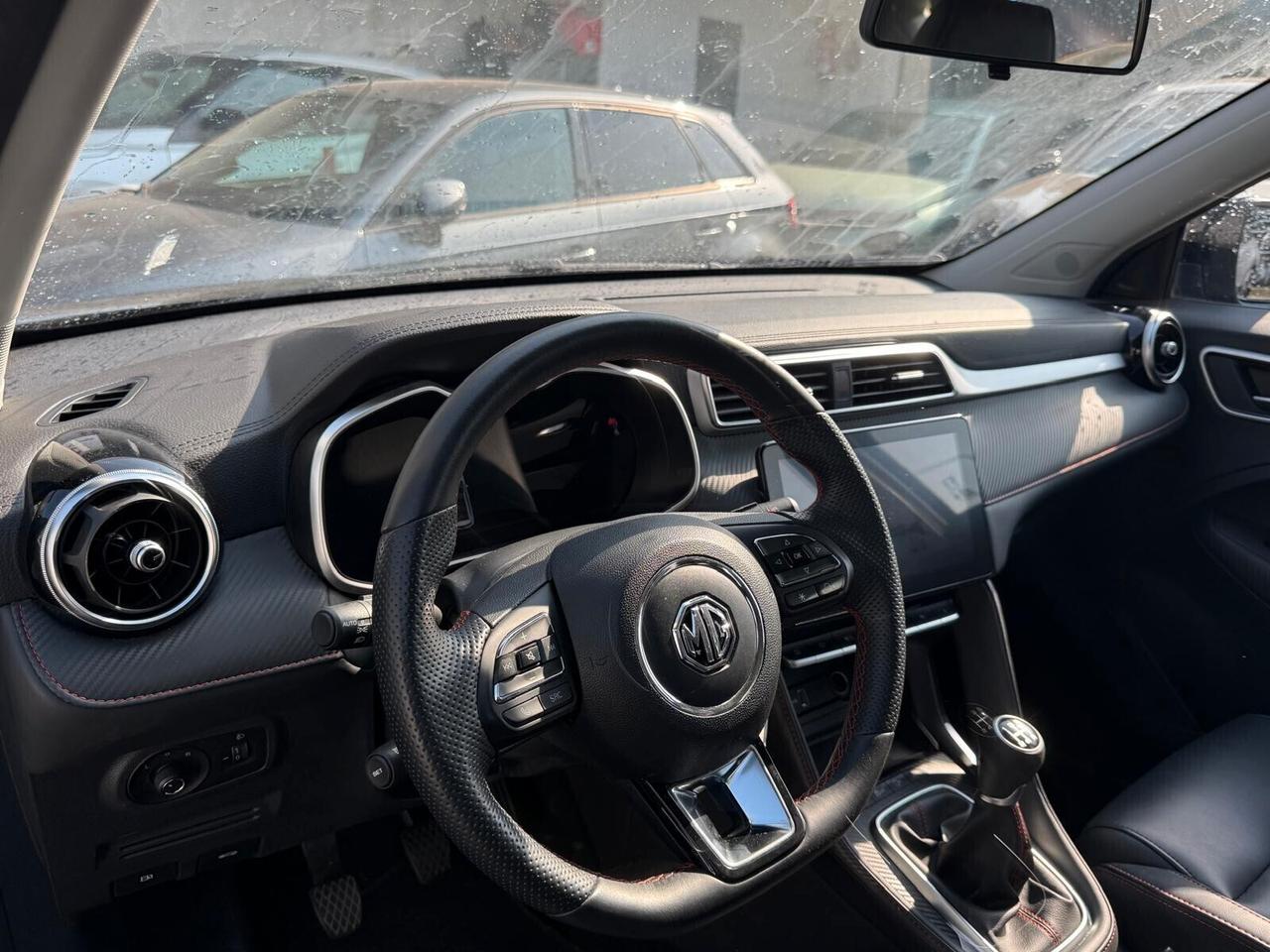 MG ZS 2024 1.5 BENZINA 106CV LUXURY