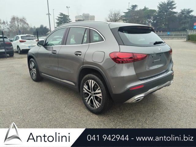MERCEDES-BENZ GLA 180 Automatic Advanced Plus "SOLO 8.332 KM"