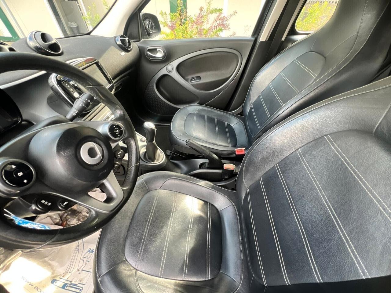 Smart ForFour 70 1.0 Youngster