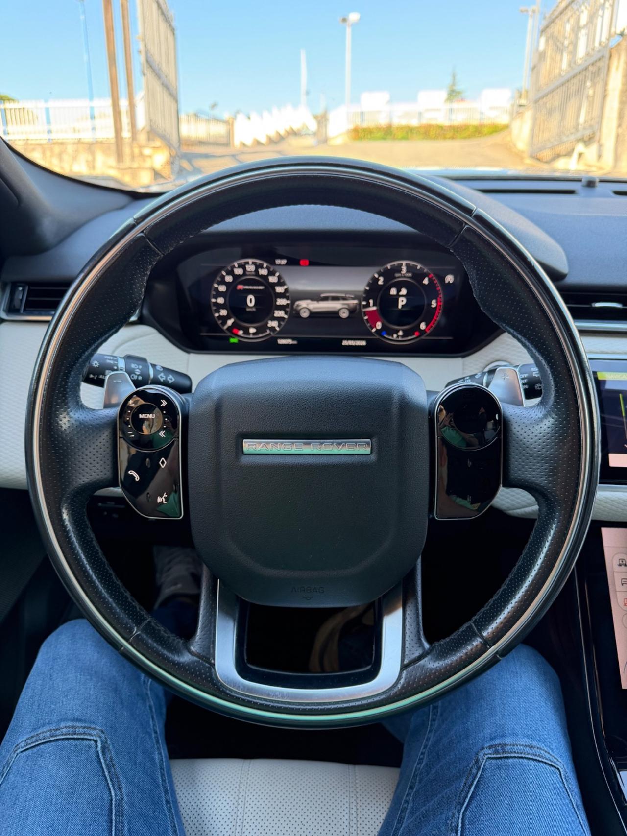 Range Rover Velar 2.0D I4 240 CV R-Dynamic