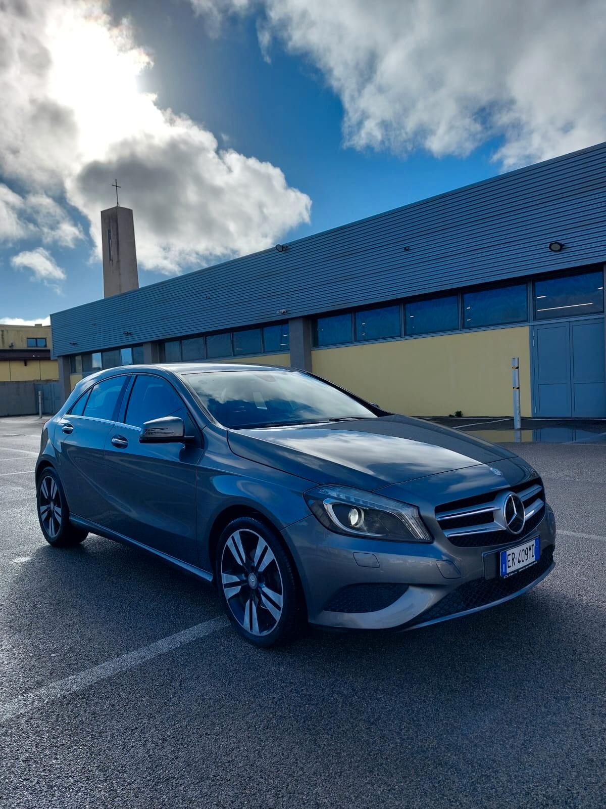 Mercedes-benz A 200 A 200 CDI Automatic Premium