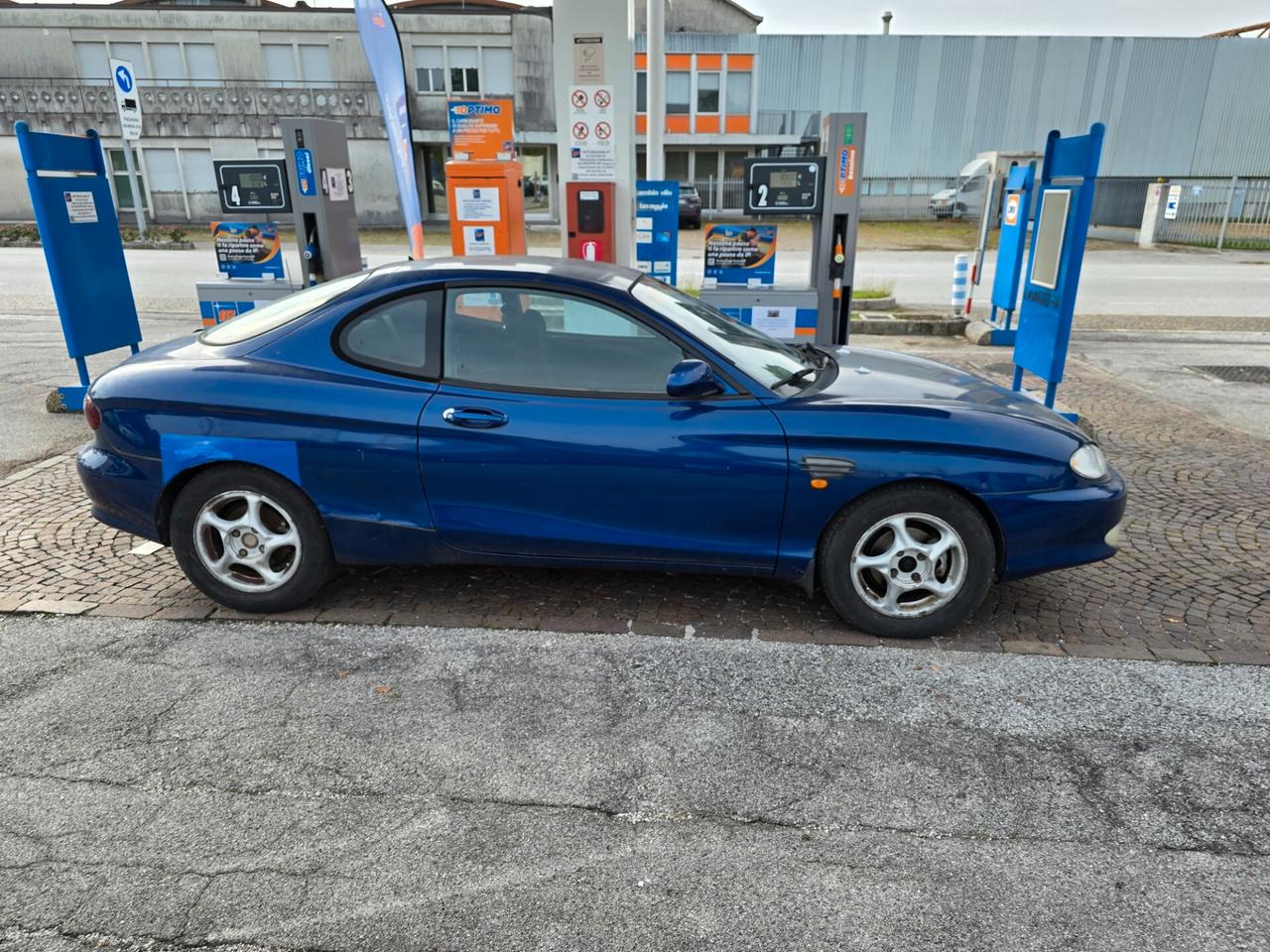 Hyundai Coupe 1.6i 16V cat con 305.000km