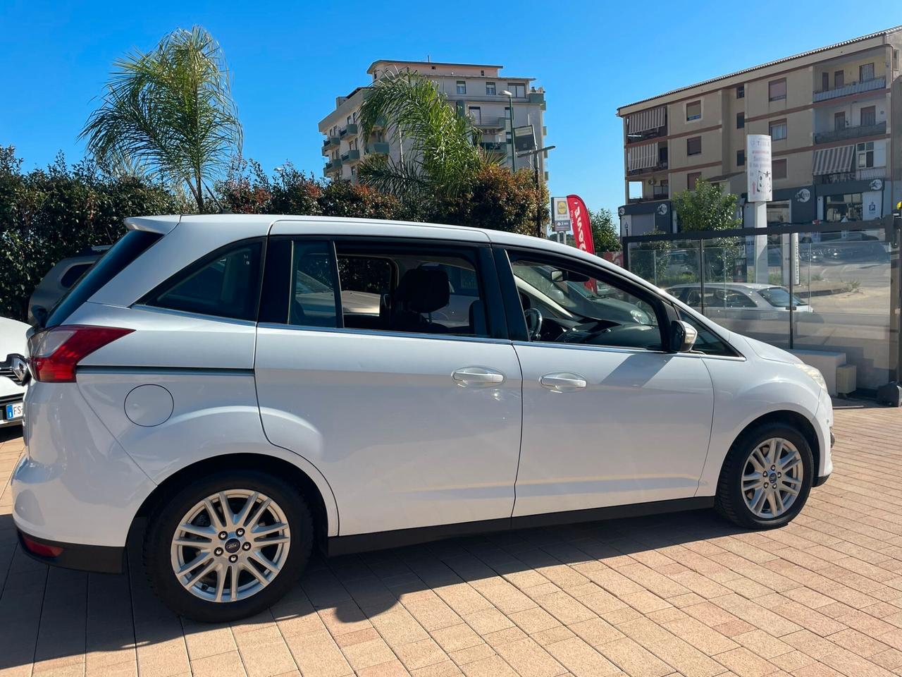 Ford C-Max 7 Posti "Finanziabile Senza Busta Paga"