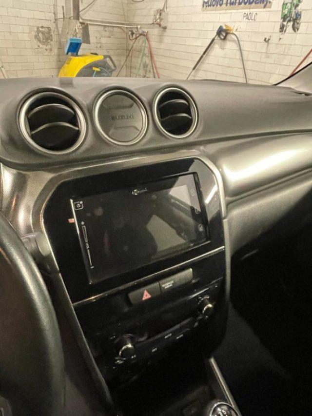 SUZUKI Vitara 1.4 Hybrid Top