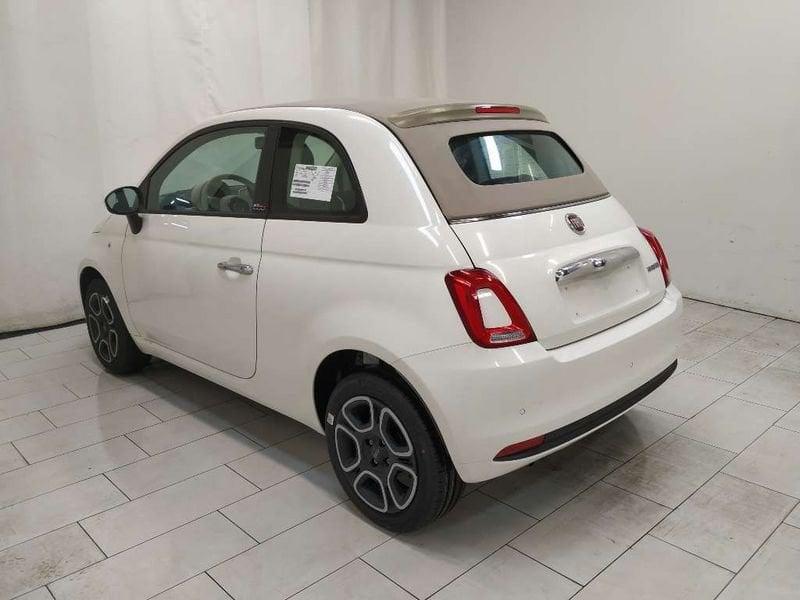 FIAT 500C 1.0 hybrid Club 70cv