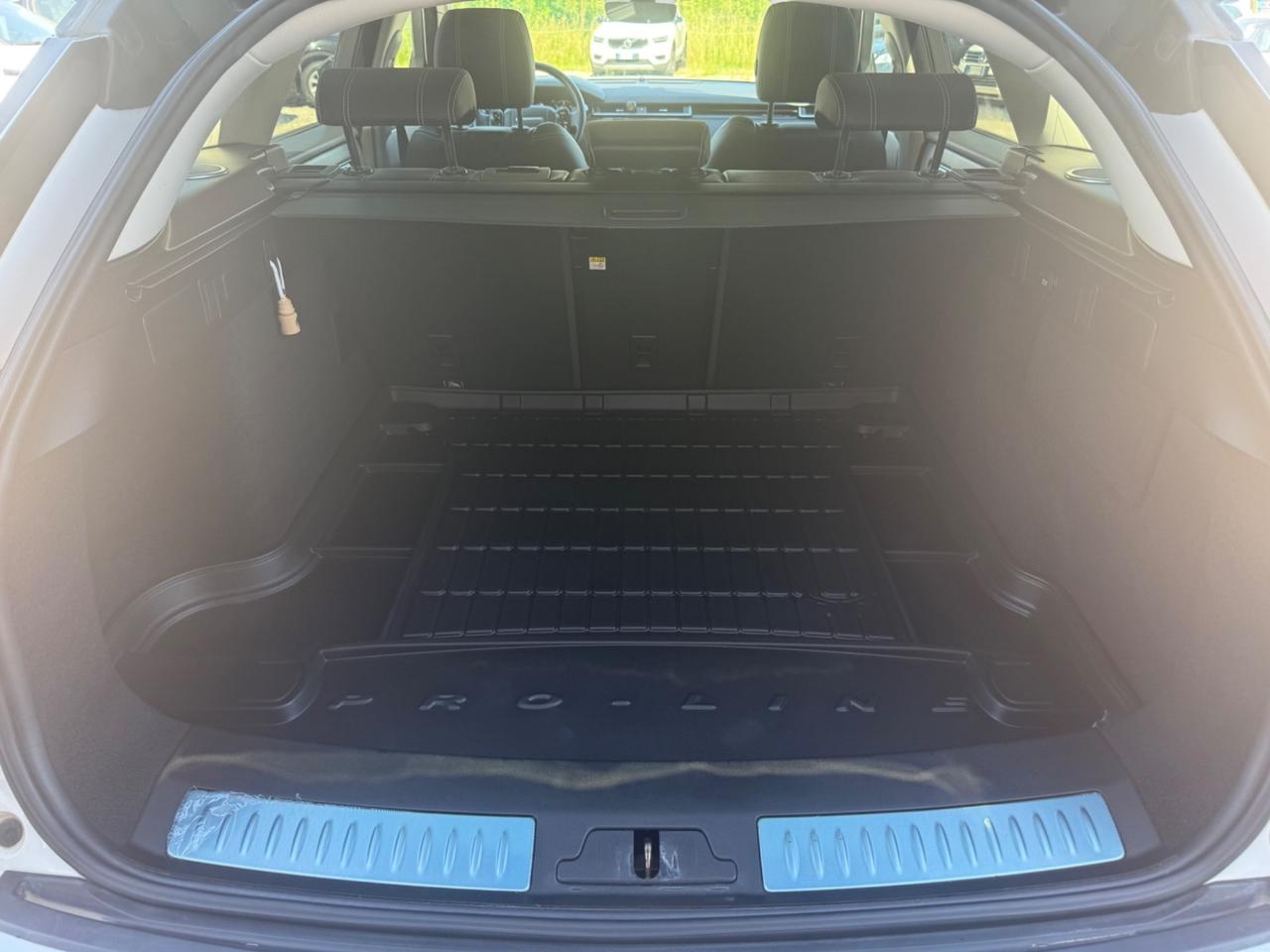 Land Rover Range Velar 2.0 TD4 180 CV R-Dynamic HSE