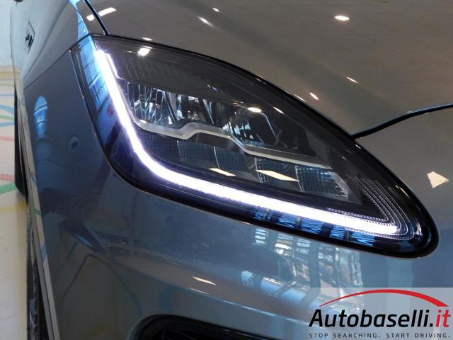 JAGUAR E-Pace 2.0D MHEV 163 CV AWD R-DYNAMIC BLACK AUTOMATICA