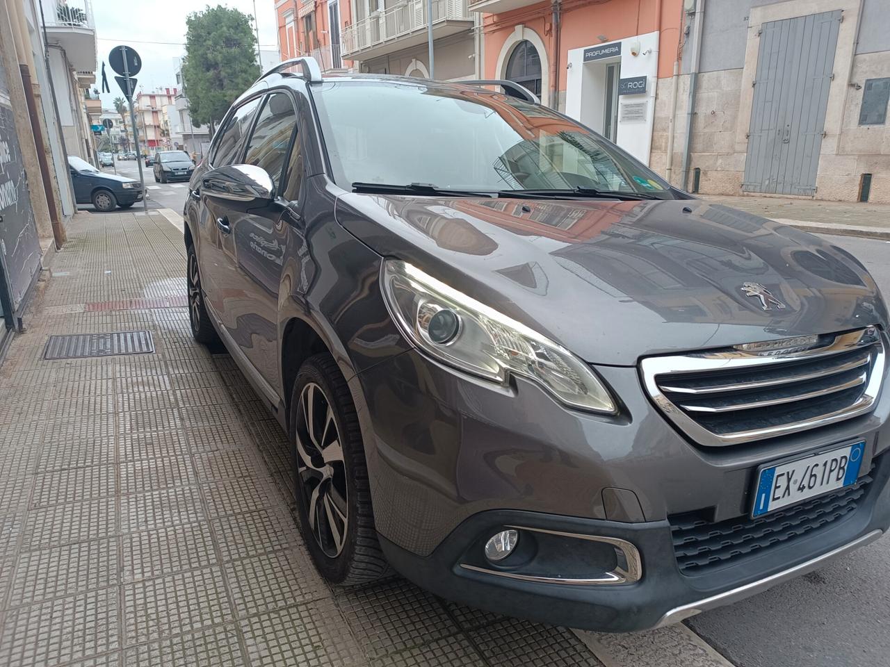 Peugeot 2008 1.6 e-HDi 92 CV ALLURE FULL OPTIONAL