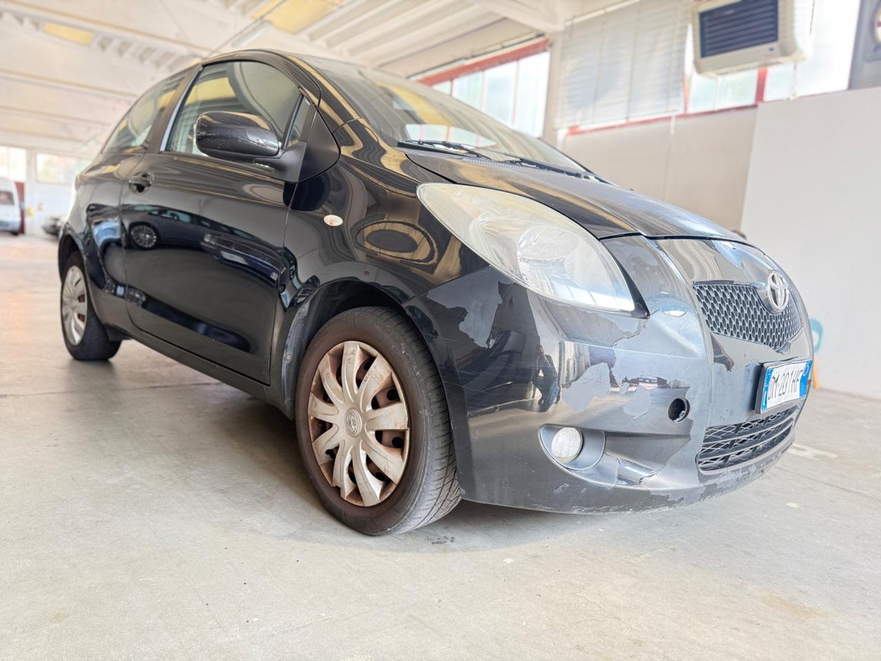 Toyota Yaris 1.3 3 porte