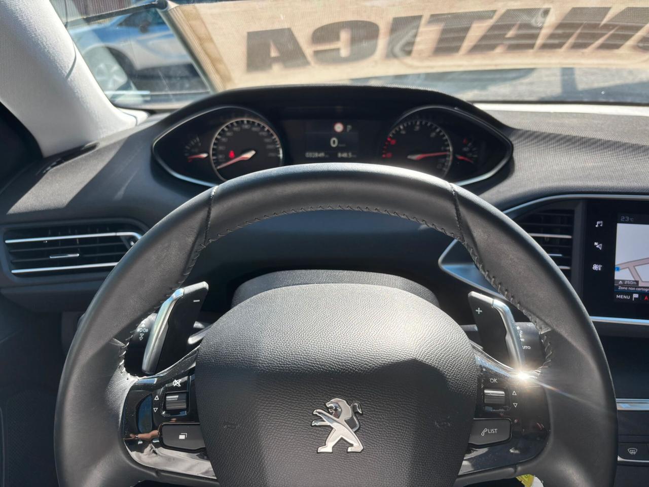 Peugeot 308 BlueHDi 130 S&S Active