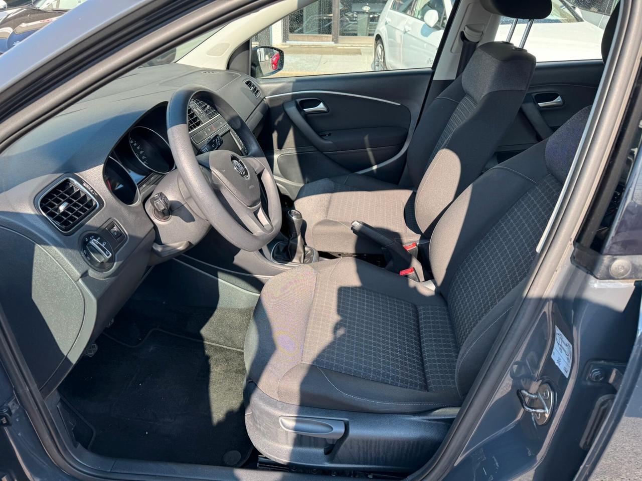 Volkswagen Polo 2016 5p 1.4 tdi Comfortline 75cv*OK NEOPATENTATI*