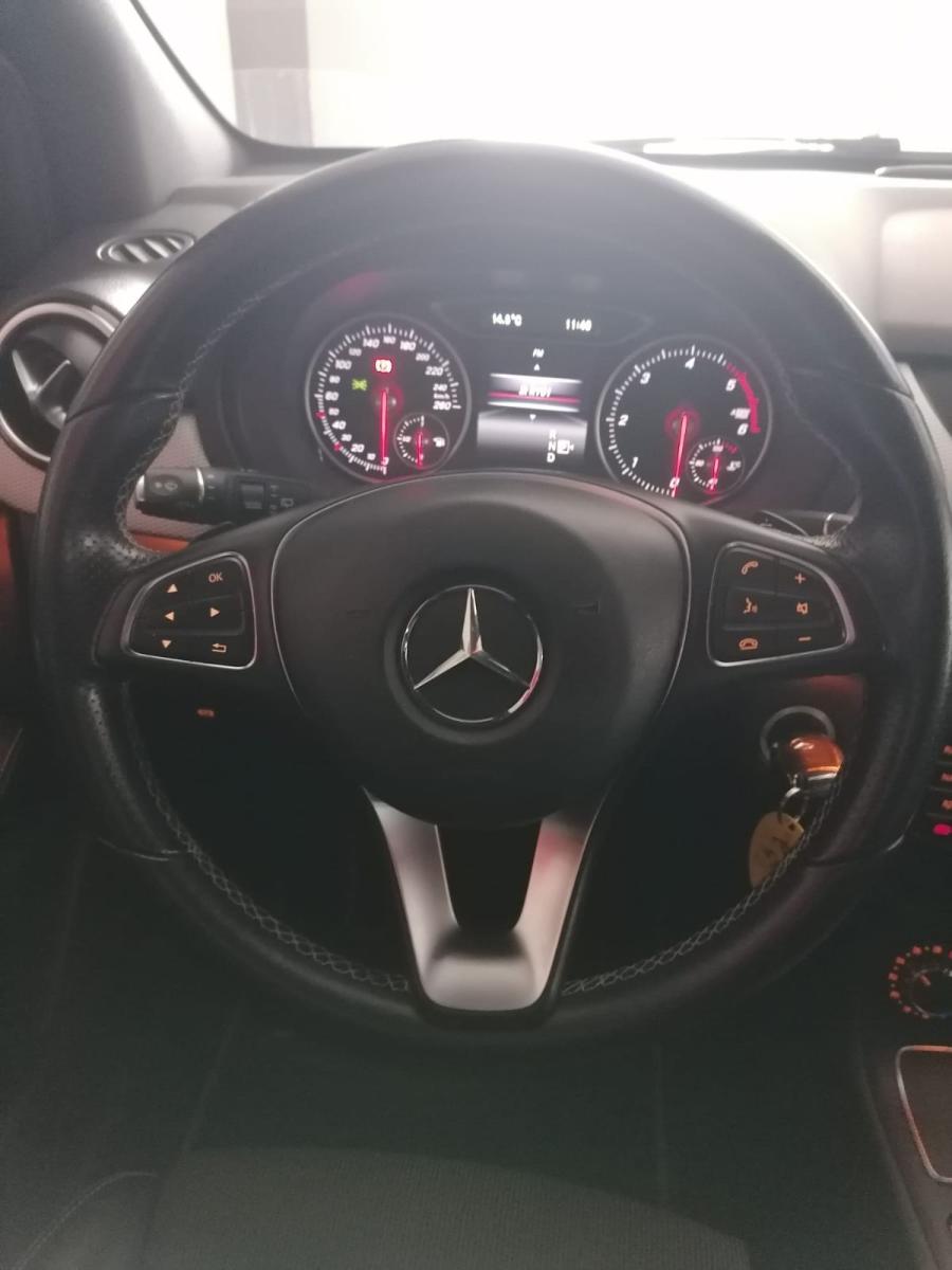 MERCEDES - Classe B - B 180 d Automatic Sport