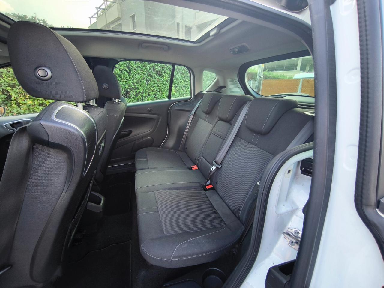 FORD B-MAX 1,6 TDCI TITANIUM – KM 128000 -OK NEOPATENTATI