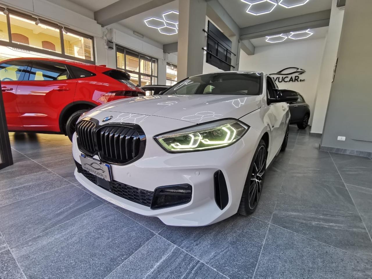 Bmw 118 118d 5p. Msport