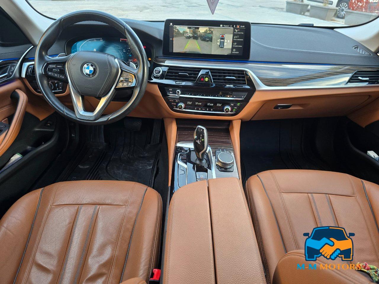 BMW 530 d Touring mhev 48V xdrive Luxury auto