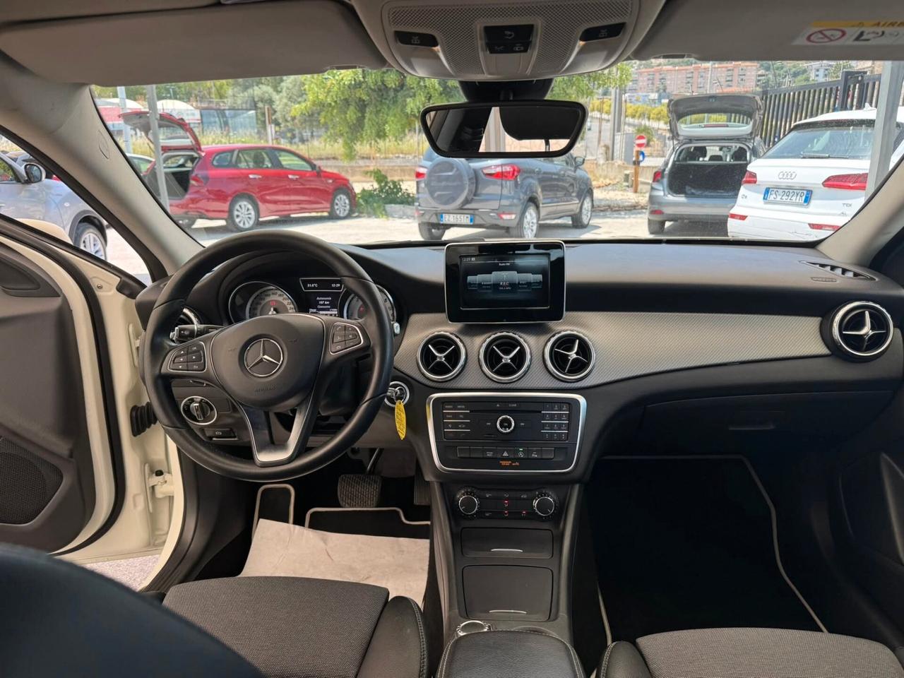 MERCEDES GLA 200 CDI 136CV UNICO PROPRIETARIO