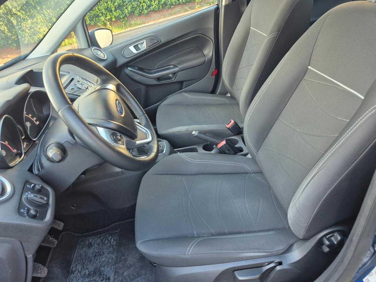Ford Fiesta 1.5 TDCi 75CV 5 porte Black & White Edition