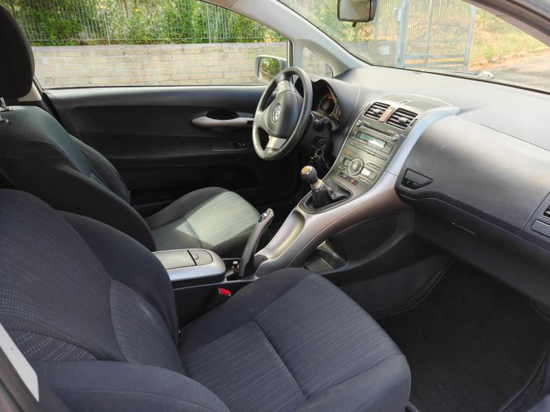 Toyota Auris 3 Porte Auris 3p 1.4 Sol km 134000