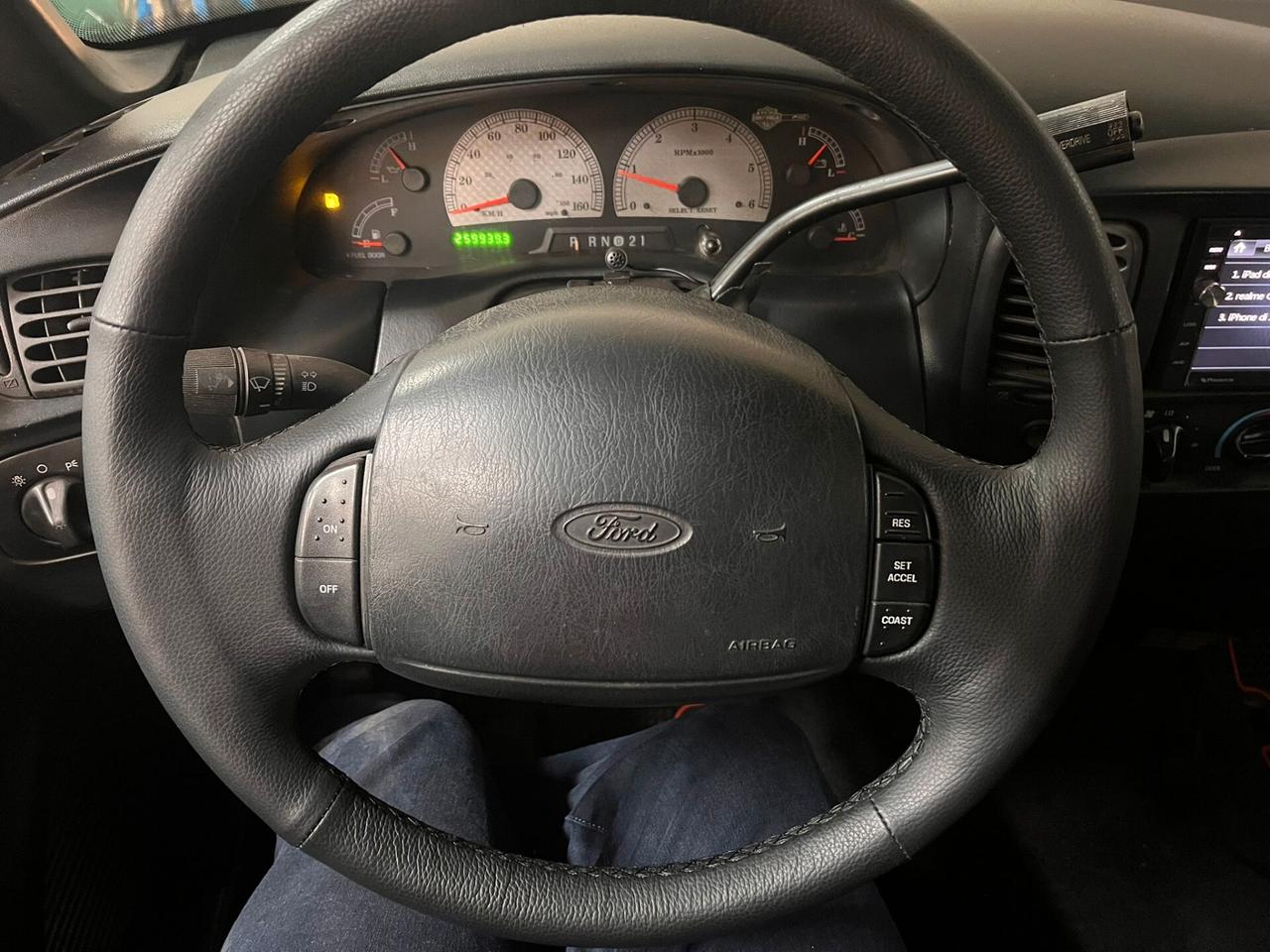 Ford F 150 HARLEY DAVIDSON SUPERCAB STEPSIDE 5.4