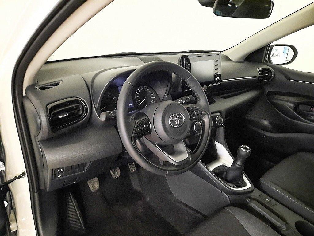 Toyota Yaris Hybrid Active 1.5 (92 cv)