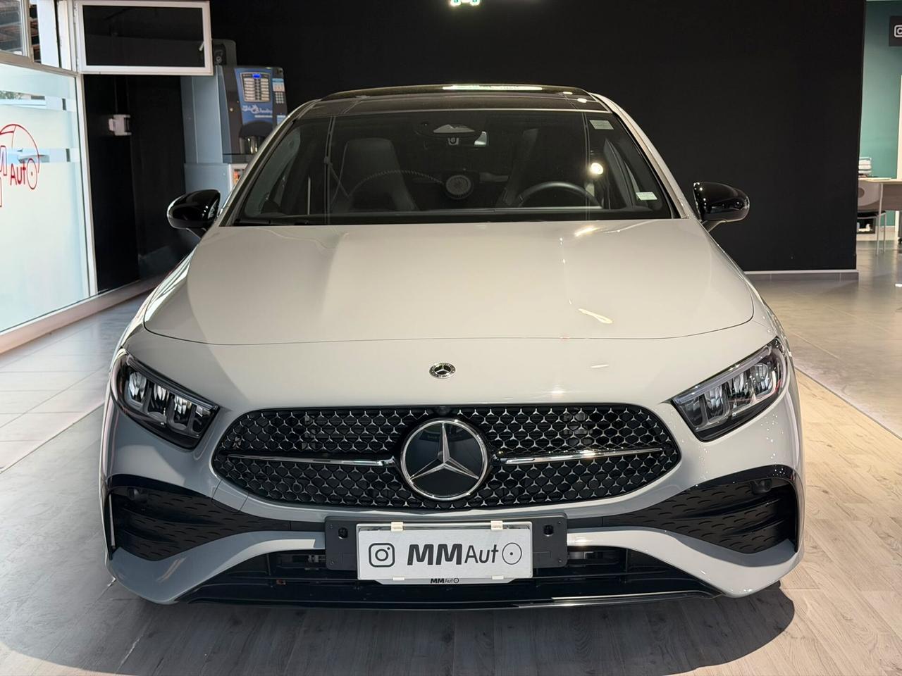 Mercedes-benz A 180 d Automatic Alpine Grey Edition