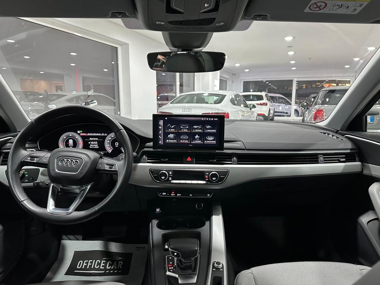 Audi A4 Avant 30 2.0 tdi s-tronic