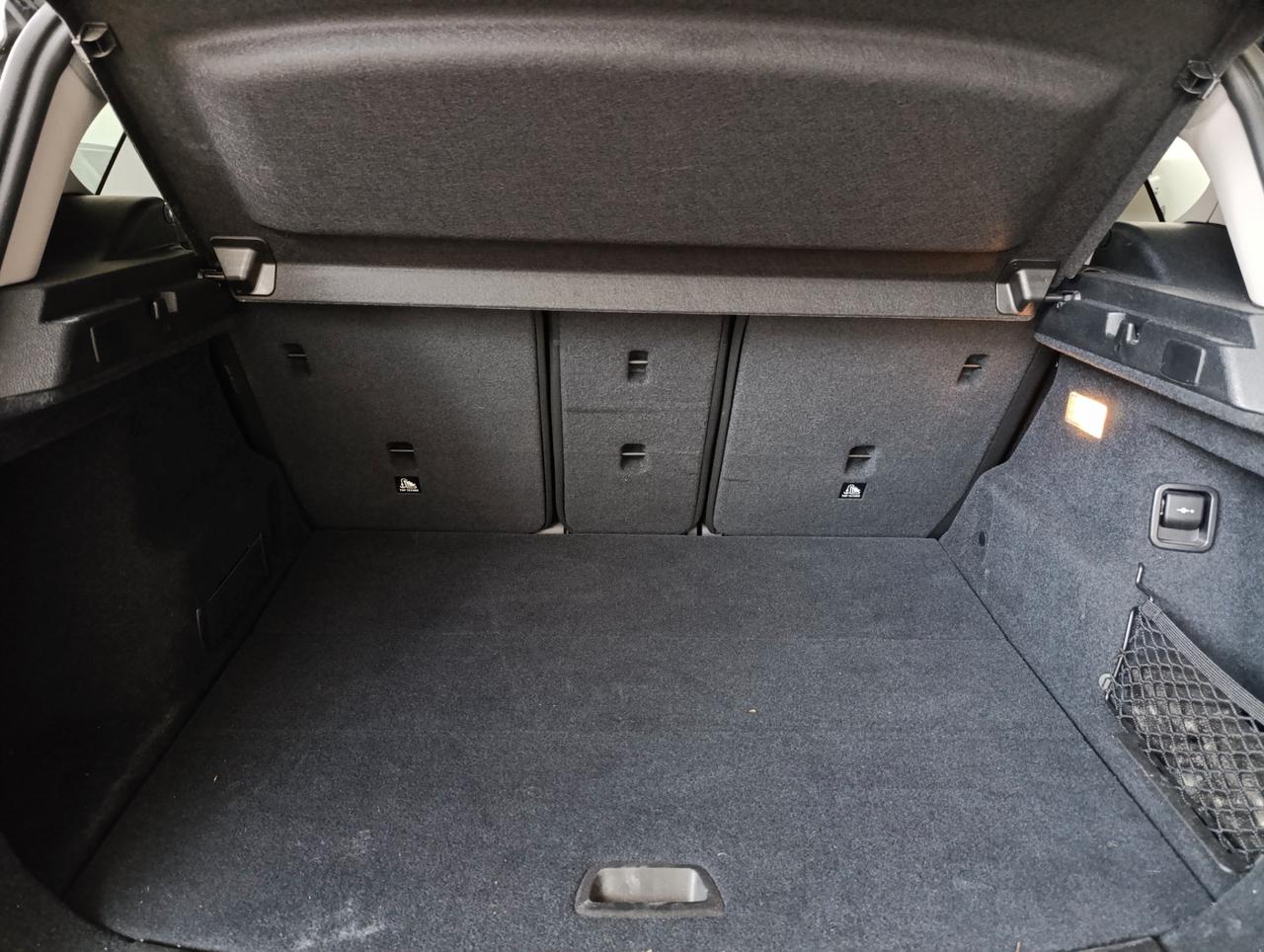 BMW 216 i Active Tourer Advantage