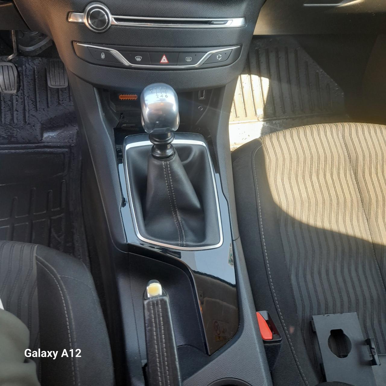 Peugeot 308 1.6 -HDi 115 CV Stop&Start Business