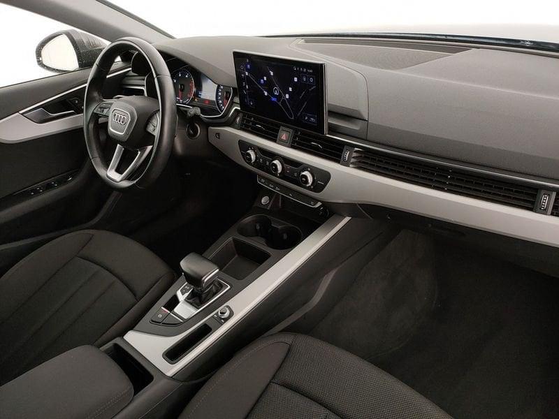 Audi A4 Avant 30 2.0 tdi mhev S Line edition 136cv s-tronic