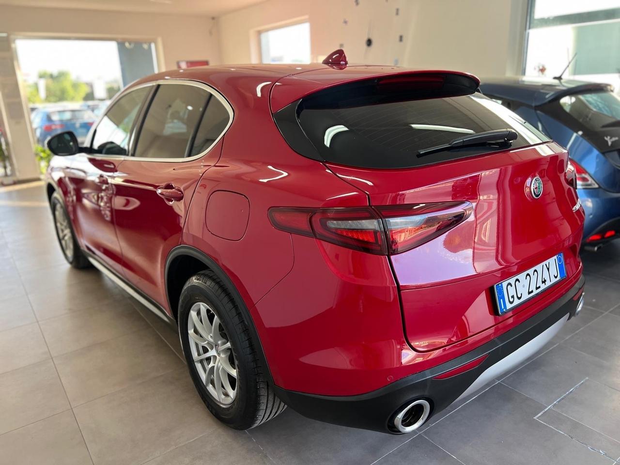 Alfa Romeo Stelvio 2.2 Turbodiesel 160 CV AT8 RWD Business