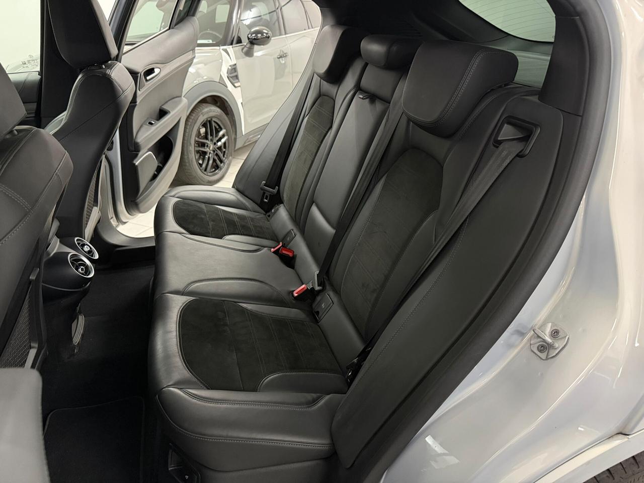 Alfa Romeo Stelvio 2.2 TD 210 CV VELOCE Ti DISTRIBUZIONE OK CARBONIO