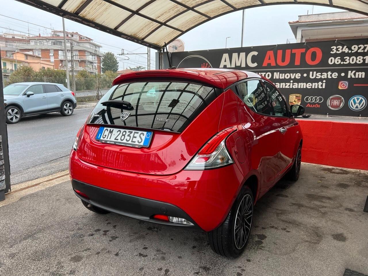 Lancia Ypsilon 1.0 FireFly 5 porte S&S Hybrid Silver Plus