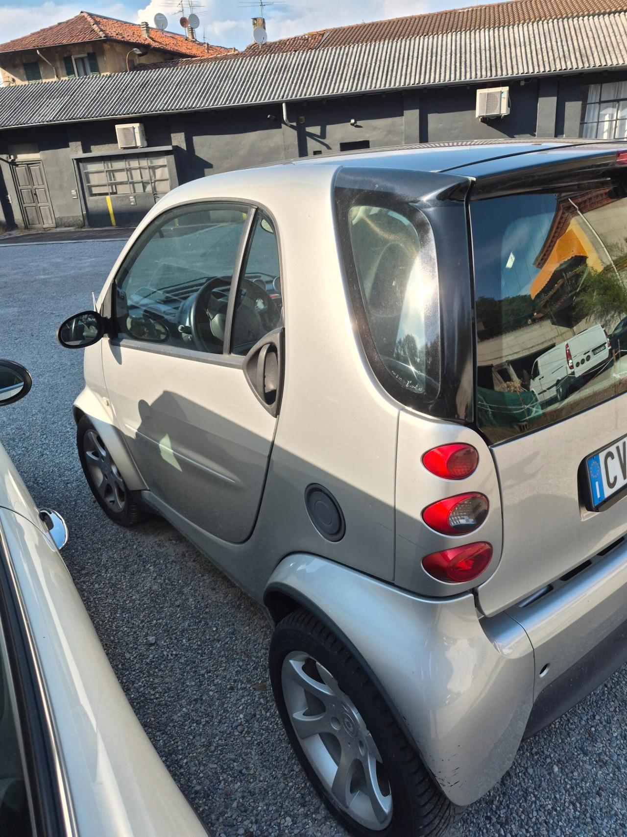 Smart ForTwo 700 coupé pure (37 kW)