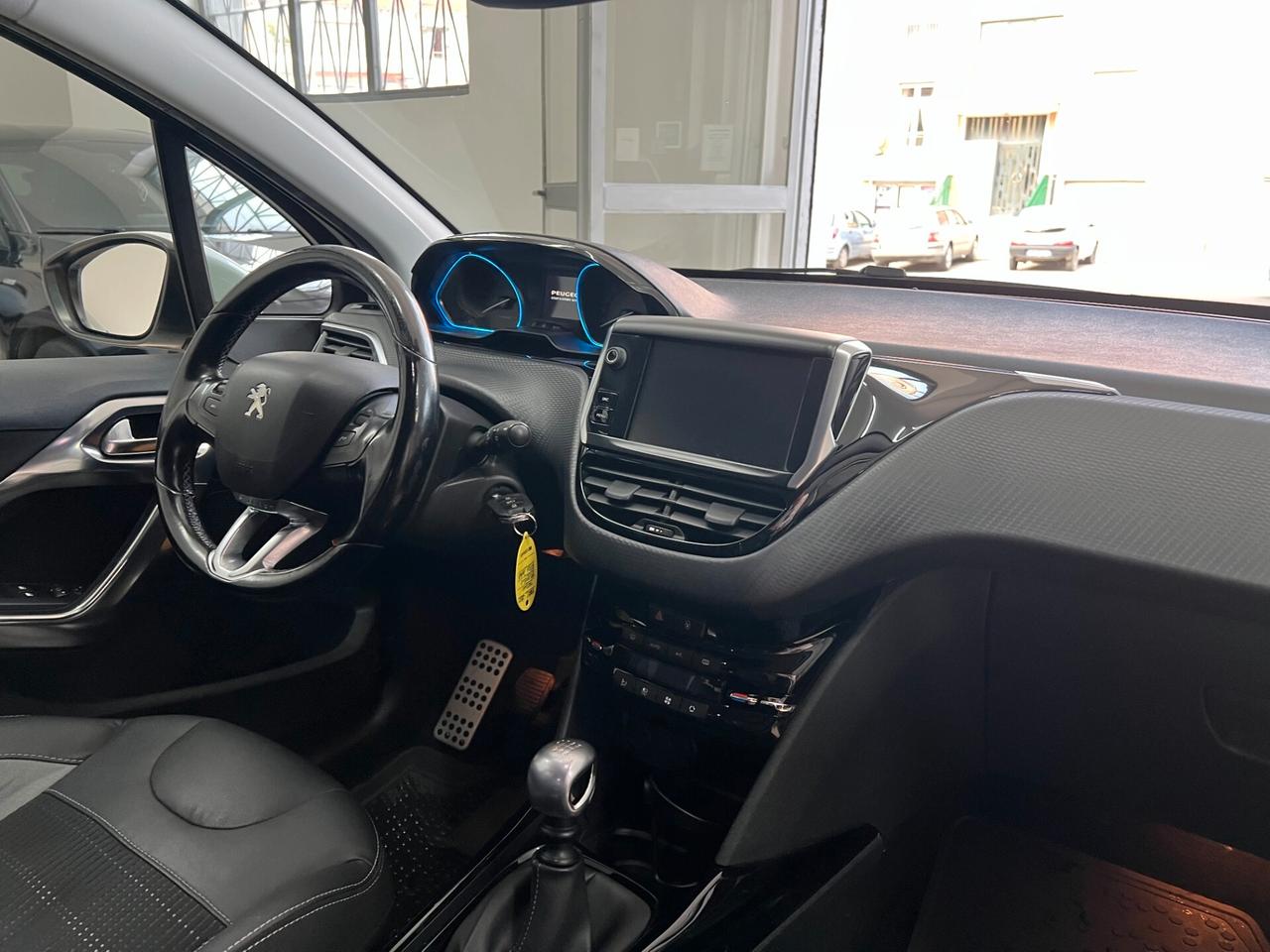 Peugeot 2008 BlueHDi 120 S&S Allure