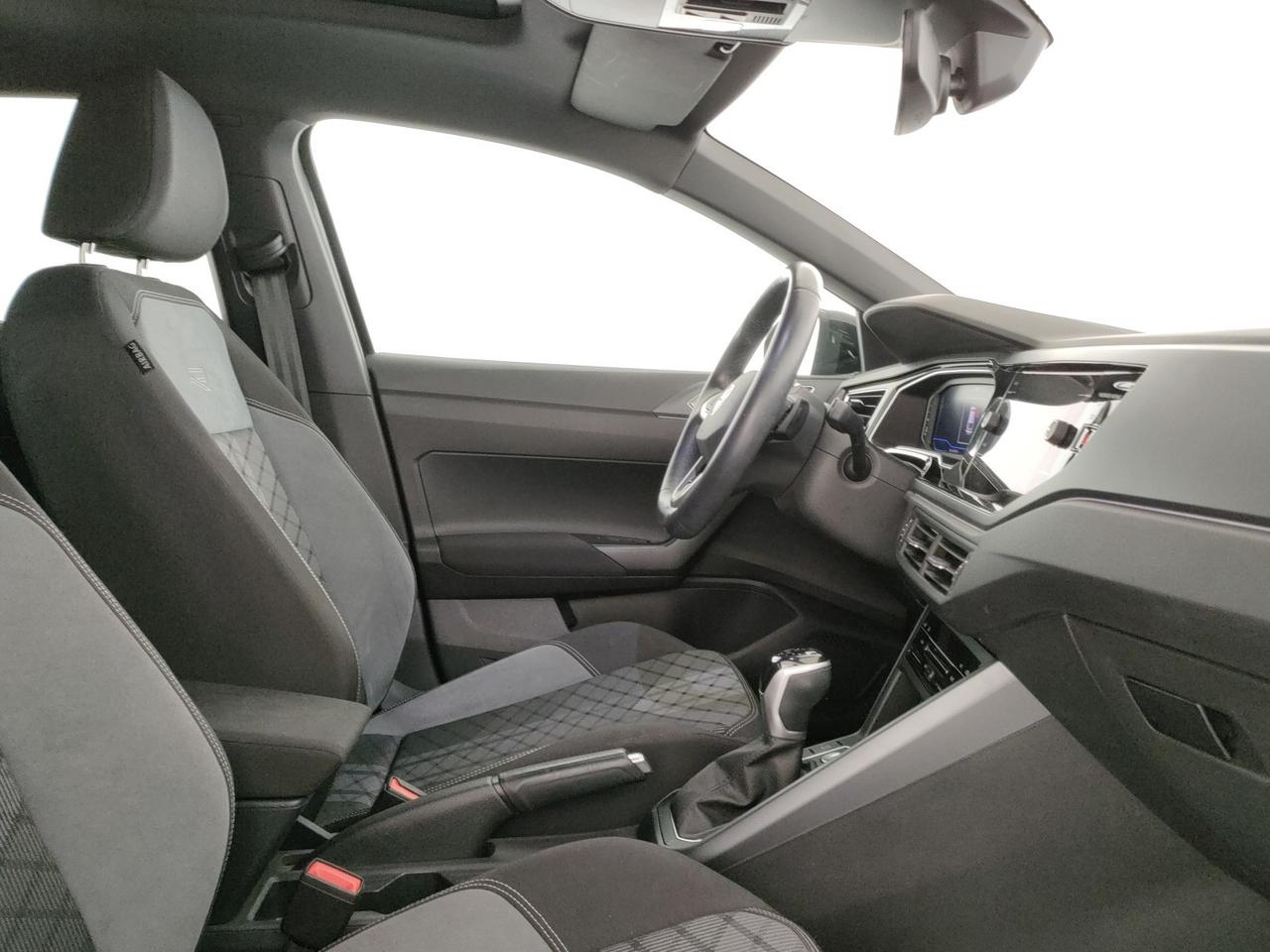Volkswagen Taigo 1.5 tsi r-line 150cv dsg