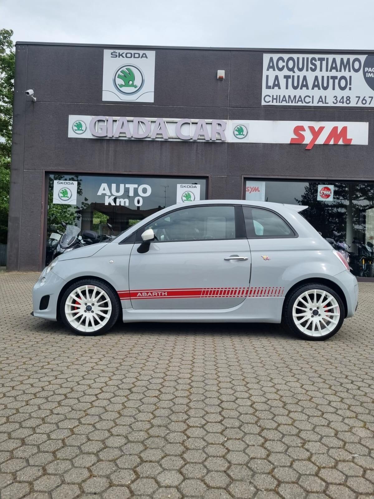 Abarth 500 1.4 Turbo T-Jet Custom