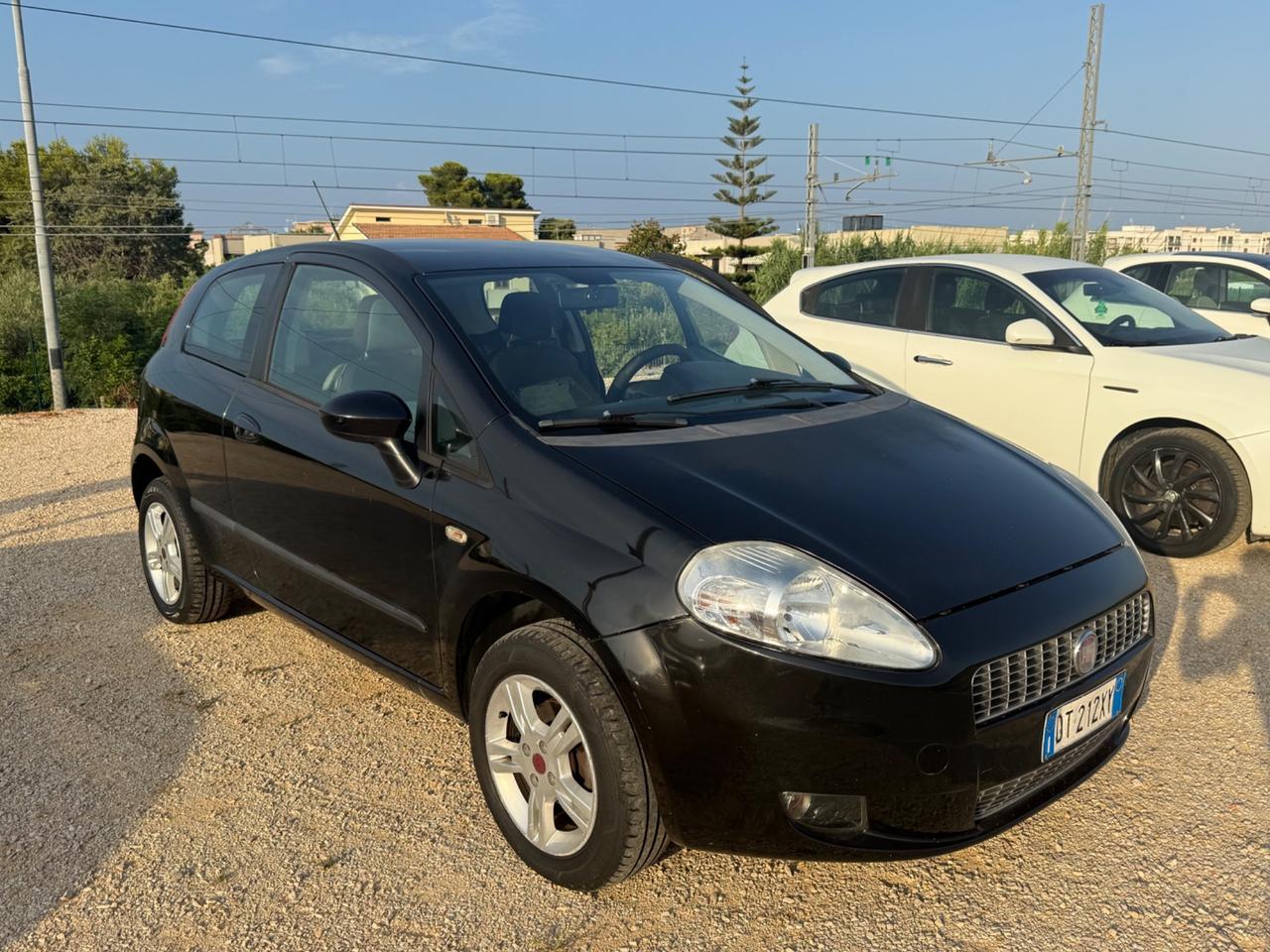 Fiat Punto 1.4 Metano 1.999€ PERMUTE