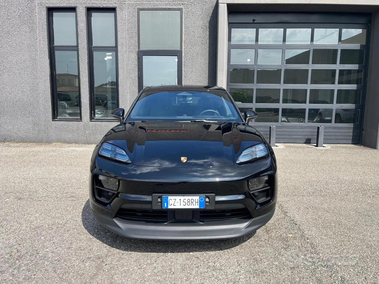 Porsche Macan 4