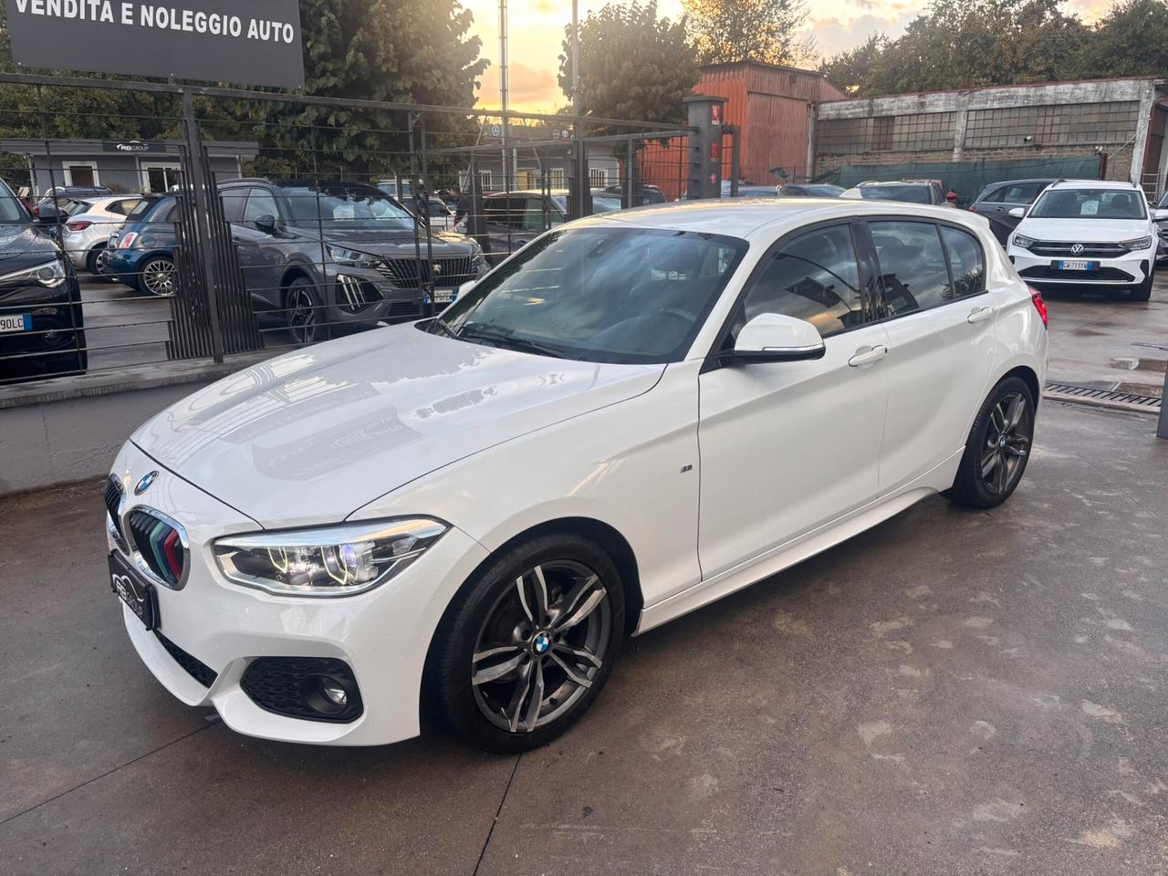 Bmw 118 118d 5p. Msport