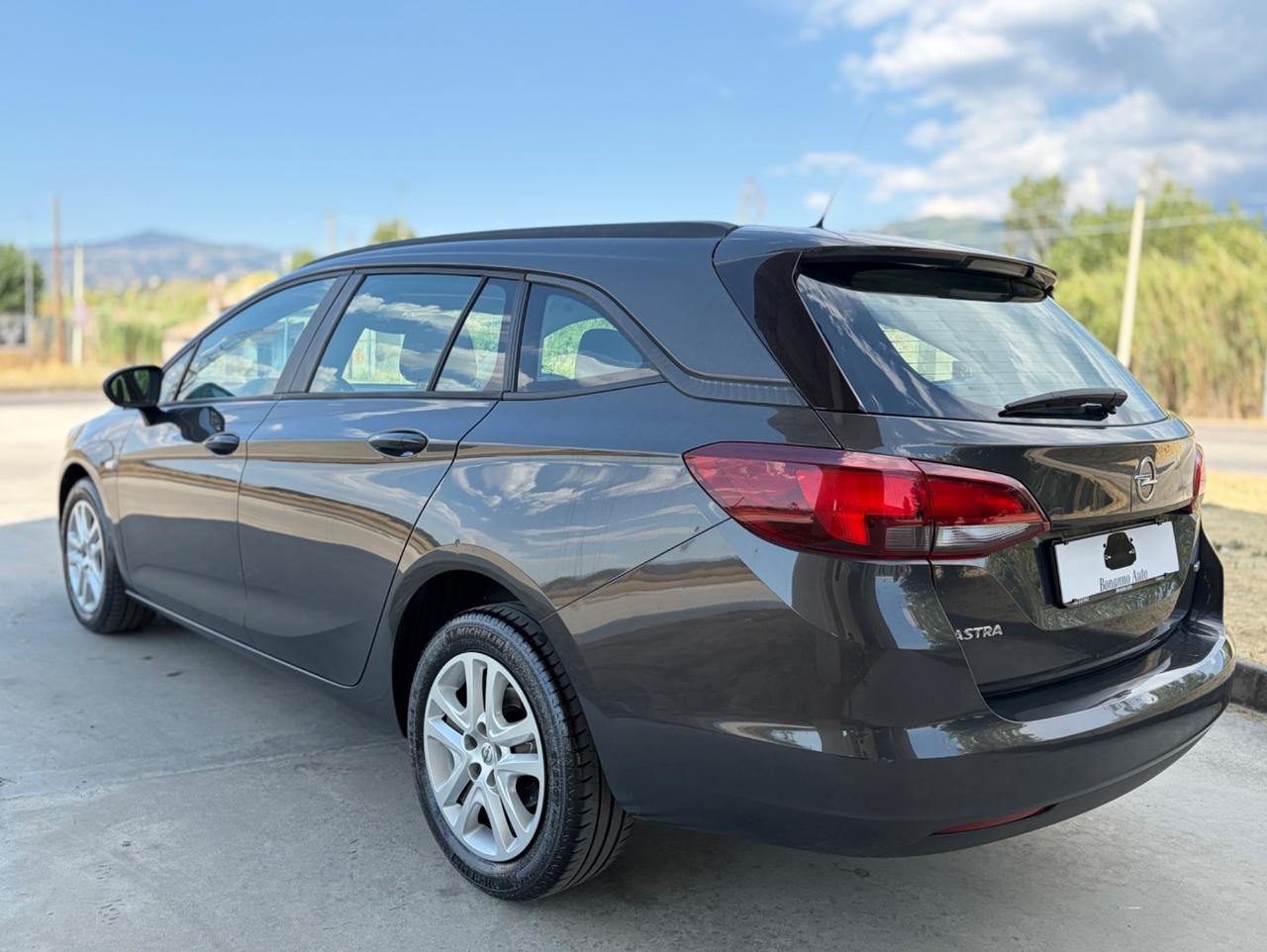 Opel Astra 1.6 CDTi Sports Tourer Business