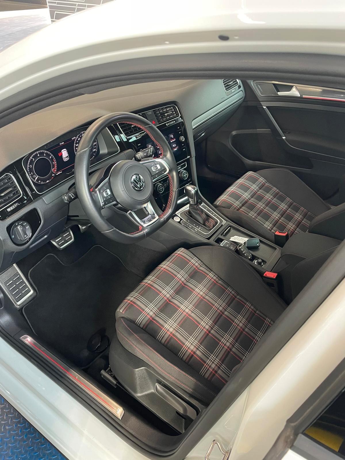 Volkswagen Golf GTI Golf GTI Performance 2.0 TSI 245 CV DSG 5p. BMT