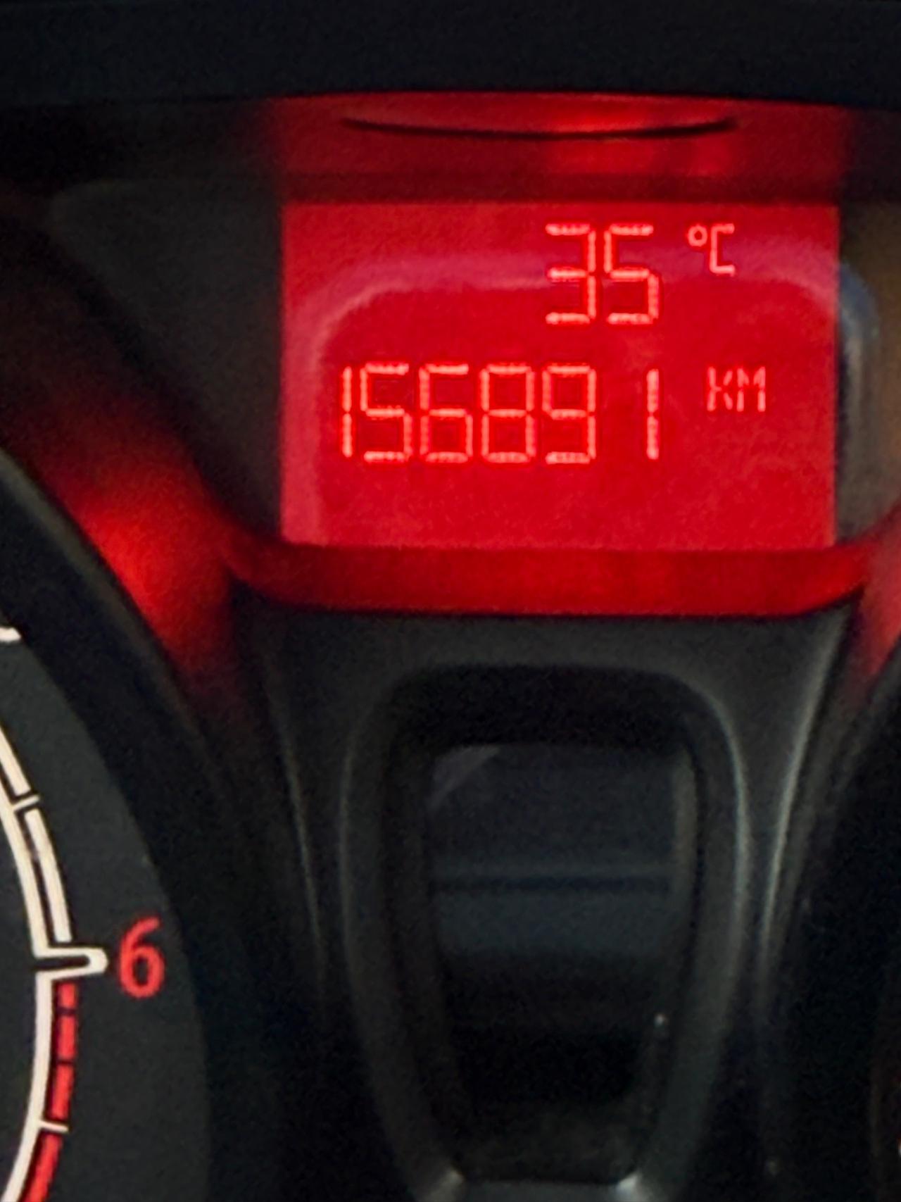 Ford Fiesta 1.4 16V 5p. Bz.- GPL Titanium Bs.