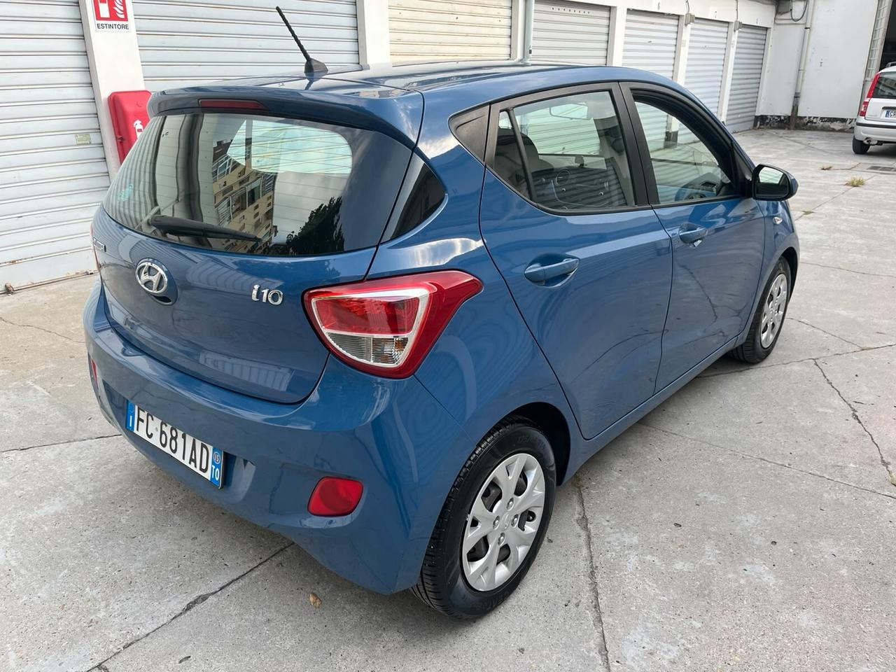 Hyundai i10 1.0 MPI Sound Edition