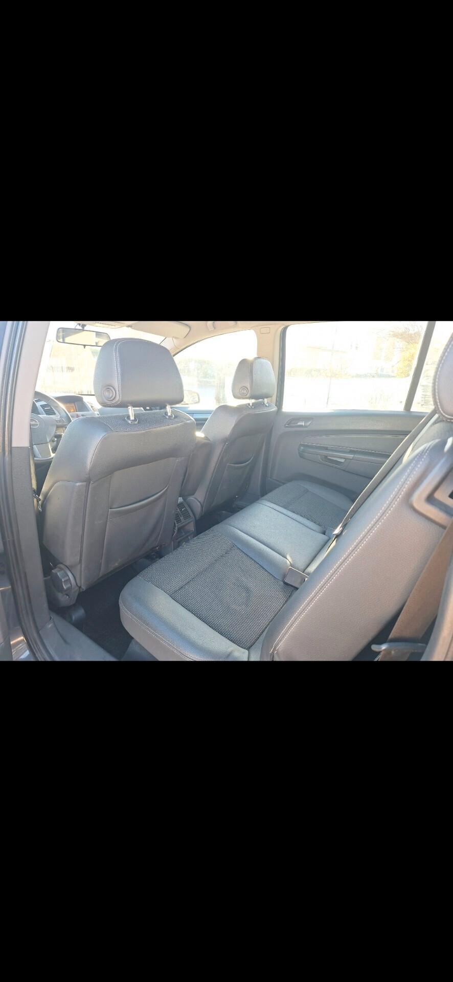 Opel Zafira 7 posti twinport cosmo