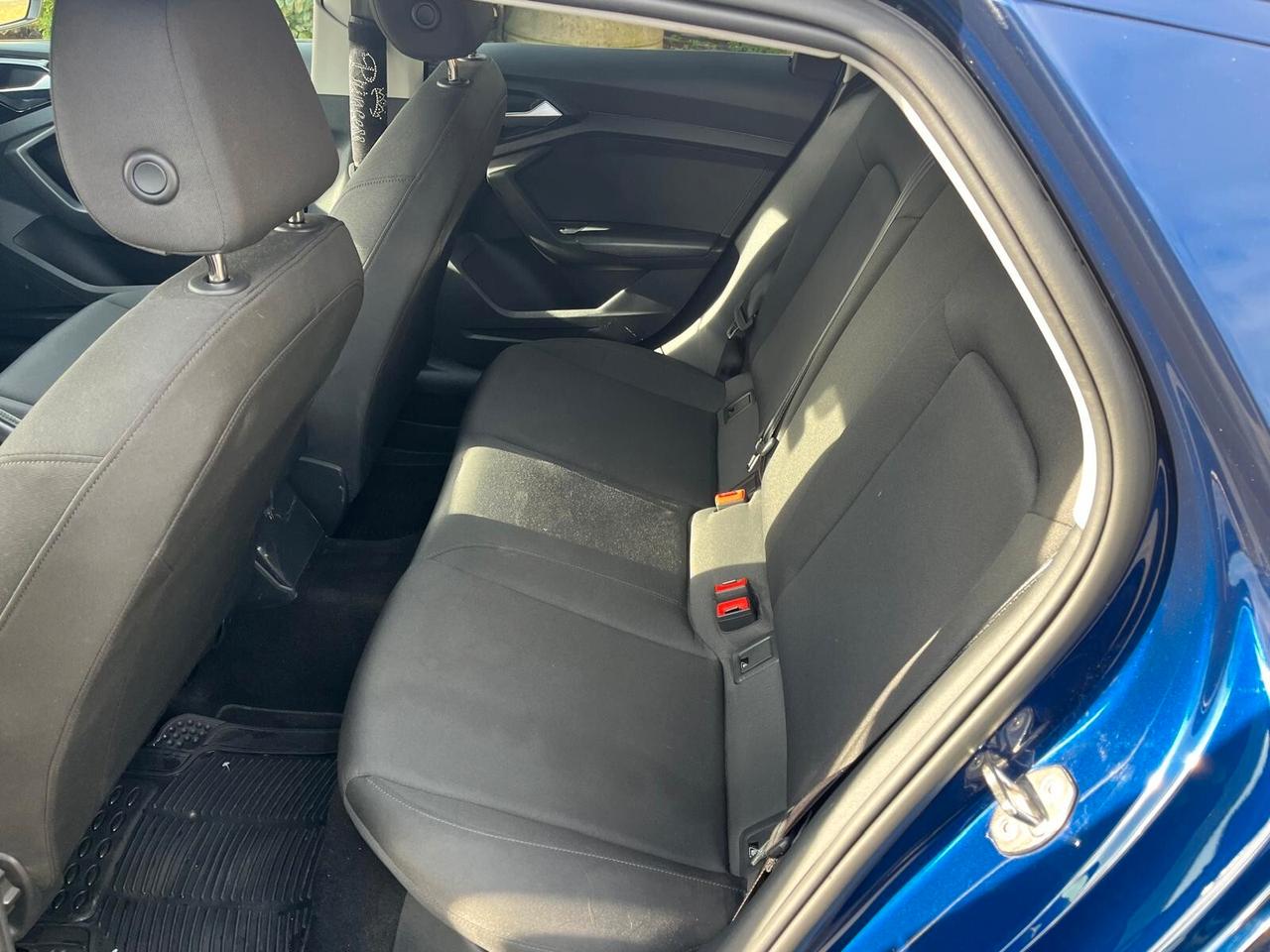 Audi A1 allstreet 35 TFSI Identity Contrast