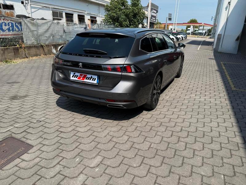 Peugeot 508 Station Wagon 508 SW 1.5 BHDI AllurE 130cv EAT8 N1 AUTOCARRO