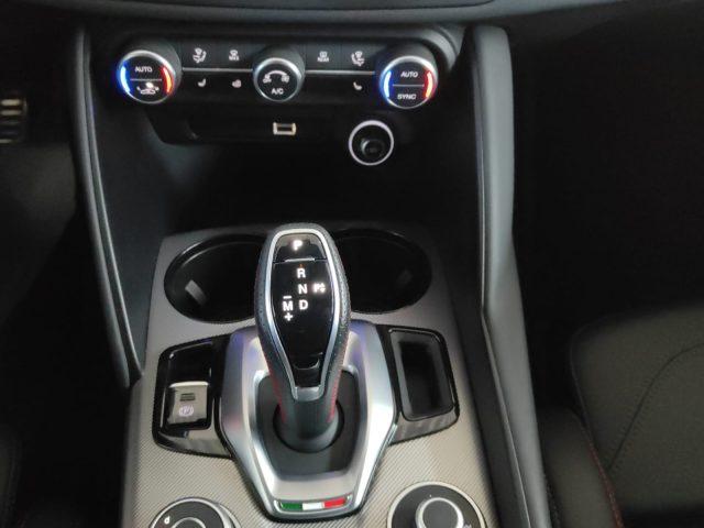 ALFA ROMEO Giulia Giulia 2.2 Turbodiesel 210 CV AT8 AWD Q4 Competizi